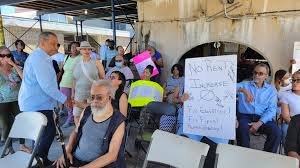 Tracey Towers tenants fight over 30% rent hike