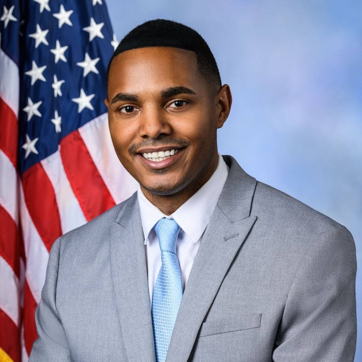 Torres leads Bronx congressional primary as voters weigh record, affordability, global Issues